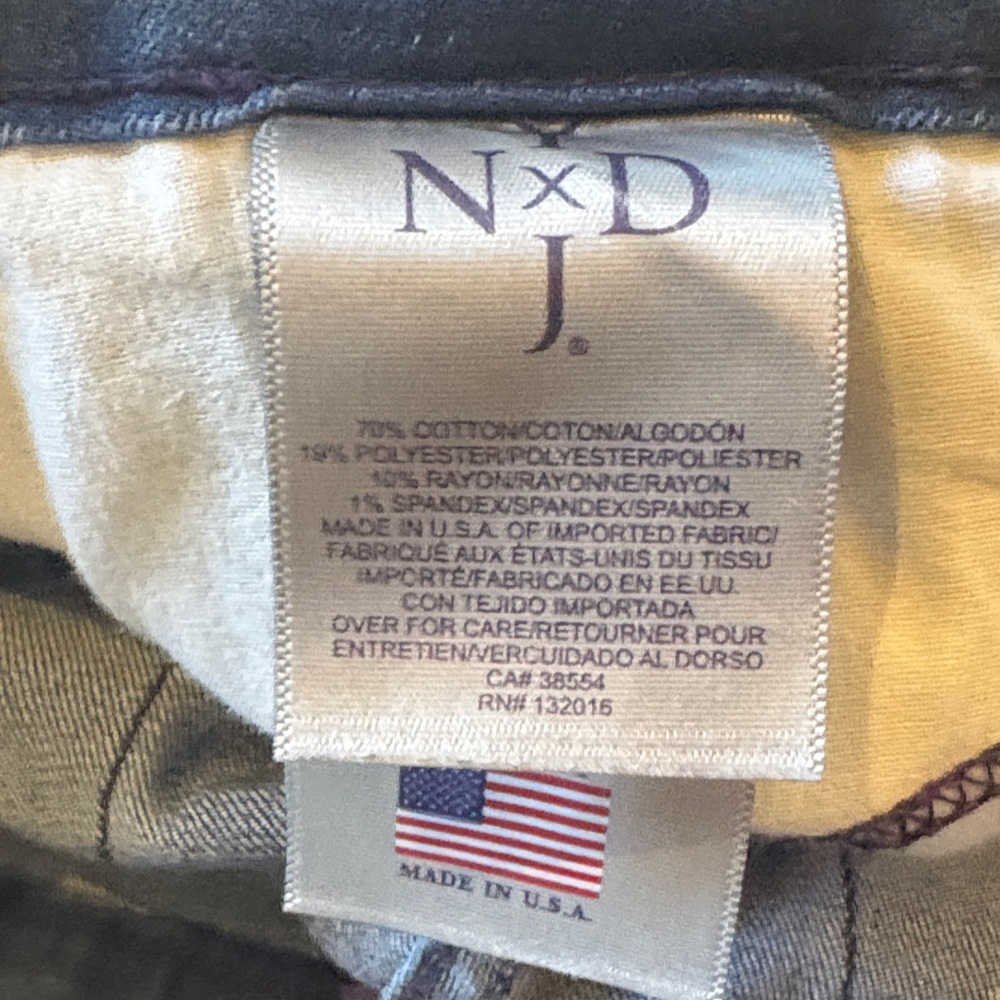 NYDJ Bootcut Blue Jeans - Picture 4 of 7